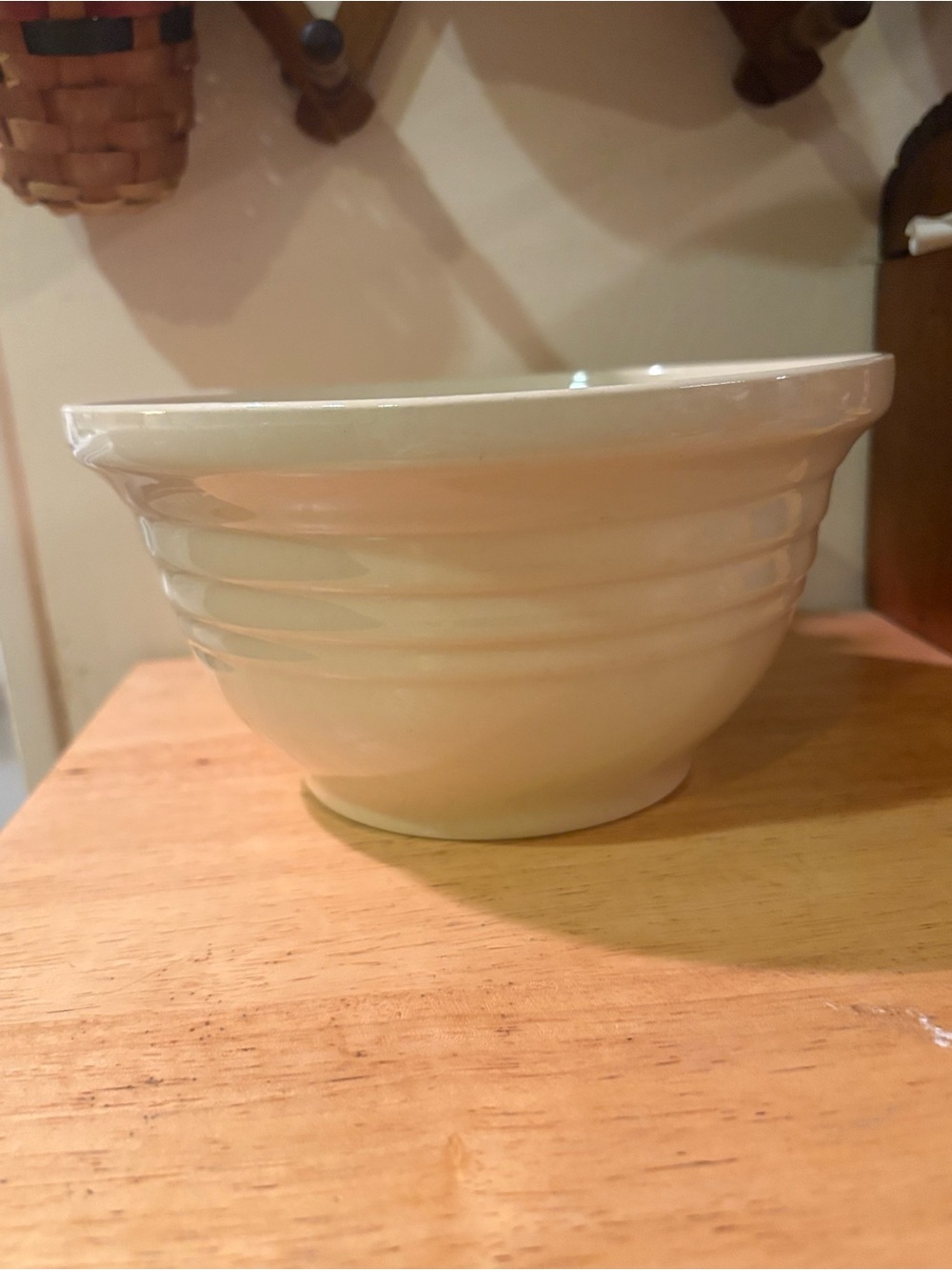 2 QT vintage Roseville mixing bowl